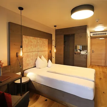 Vilstaler Hof Landgasthof & Hotel 3*